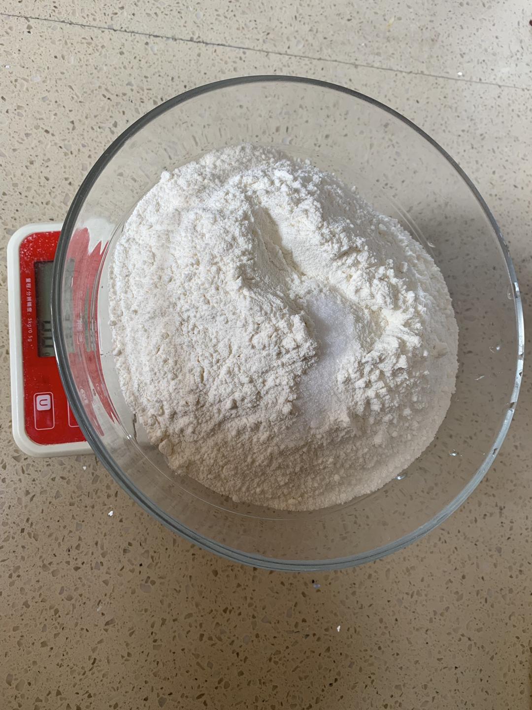 纯奶手撕吐司的做法 步骤1