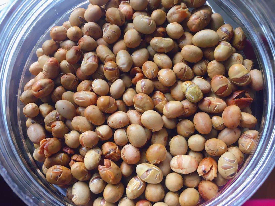 豆析淇做的香烤黄豆(无油香脆小零嘴)香烤黄豆(无油香脆小零嘴)烤箱