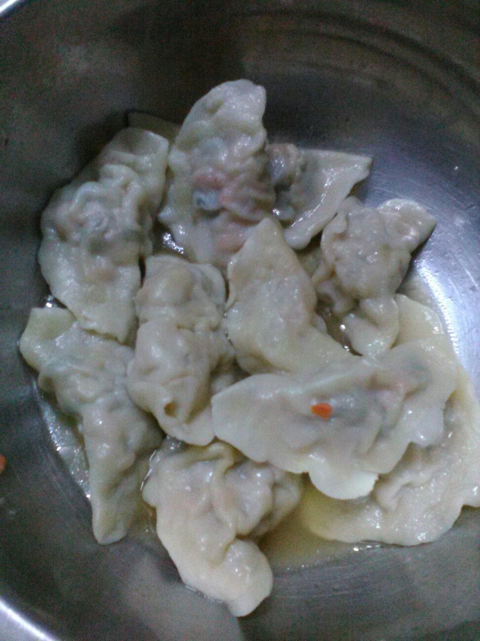 香菇猪肉胡萝卜饺子