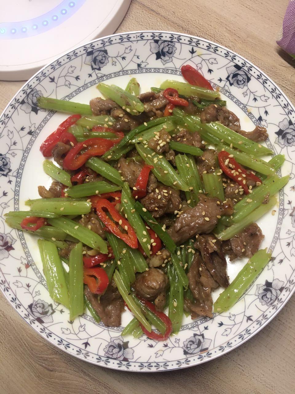 炒牛肉