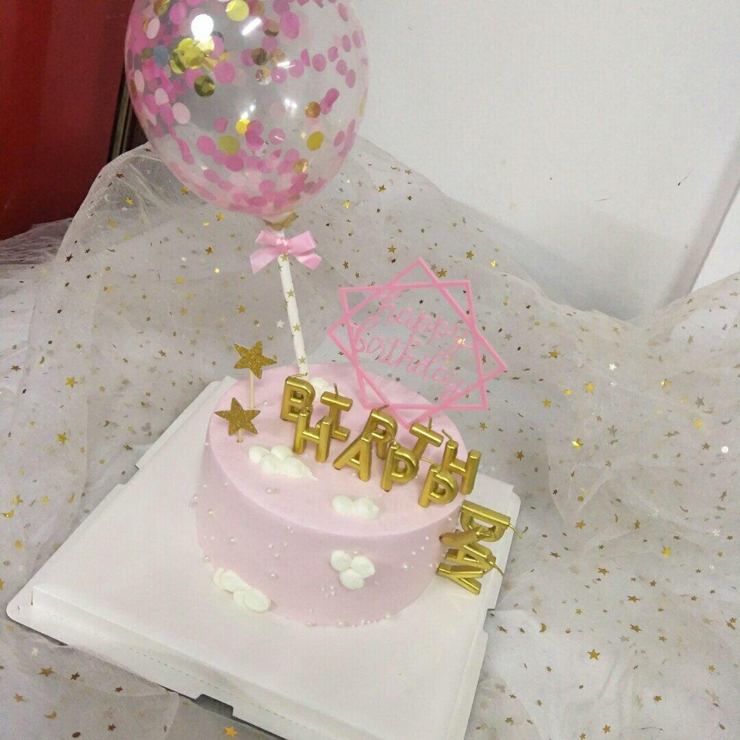 鲜奶蛋糕的各种简单装饰