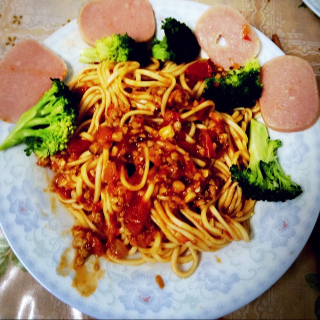 番茄肉酱意大利面