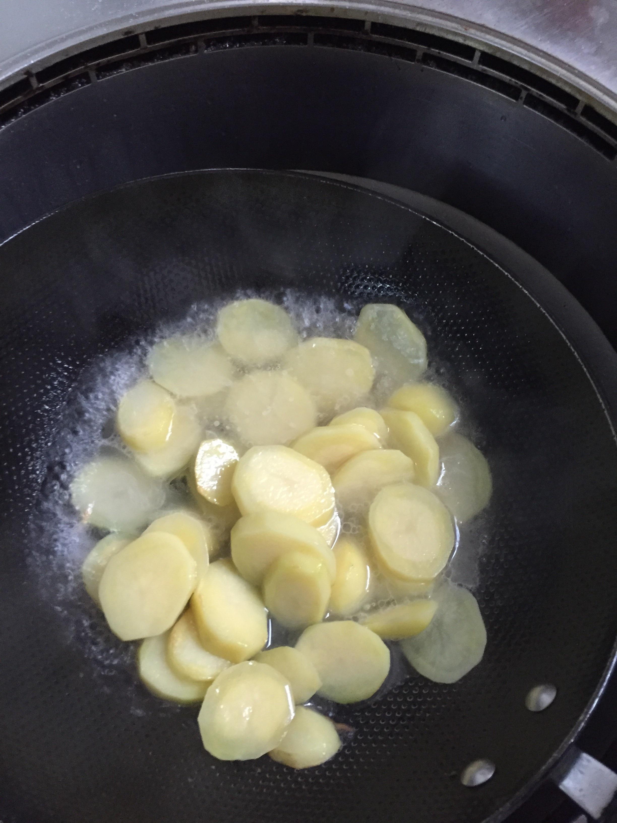家庭@咖喱土豆的做法 步骤2