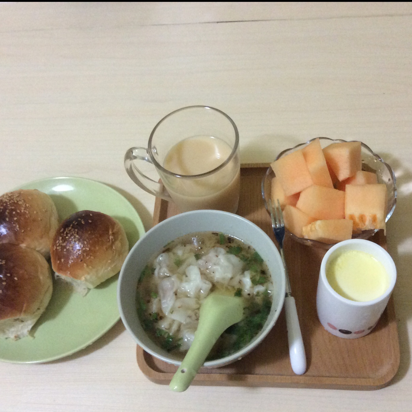 大人小孩都爱不释口的【蜂蜜牛奶小餐包】