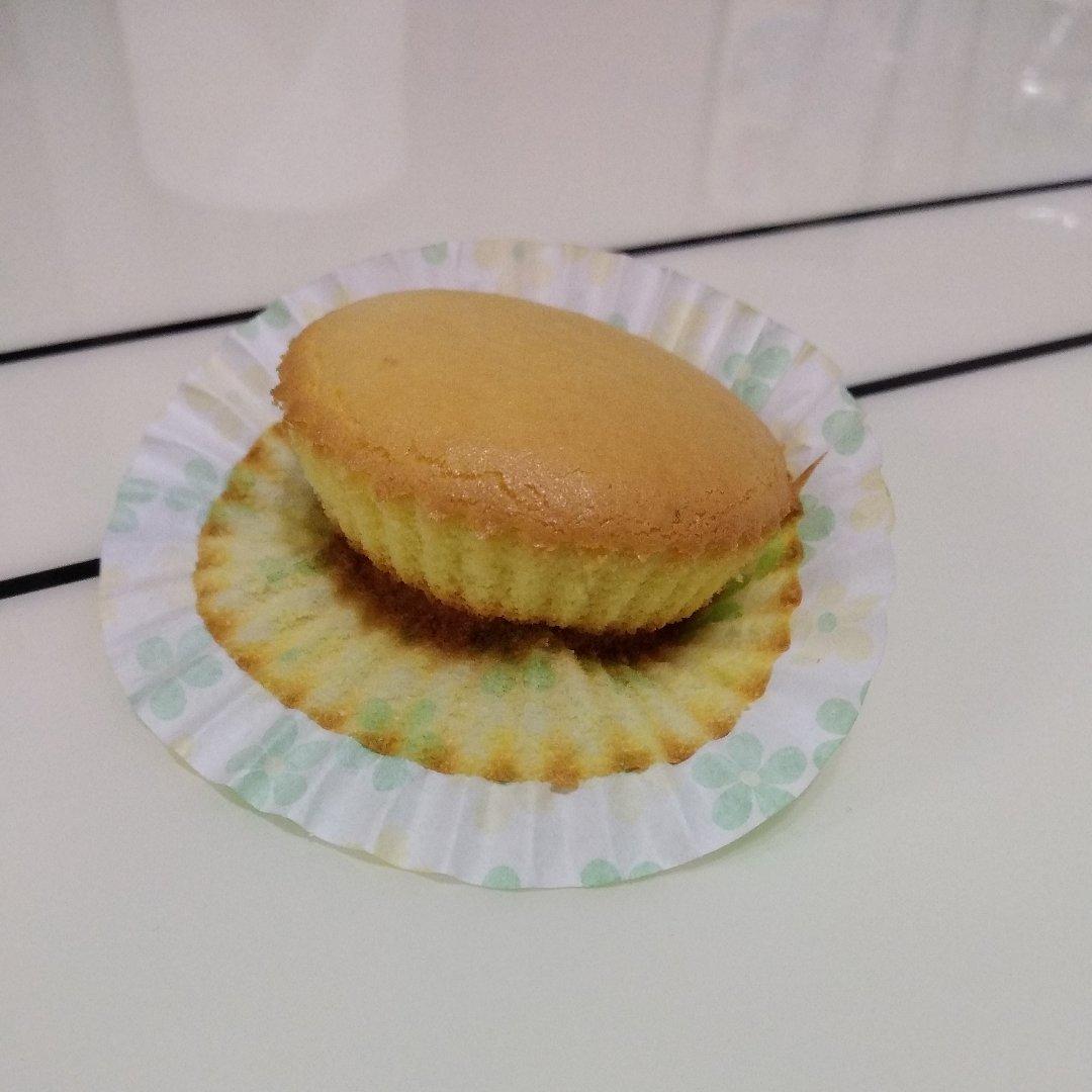 蛋黄海绵蛋糕
