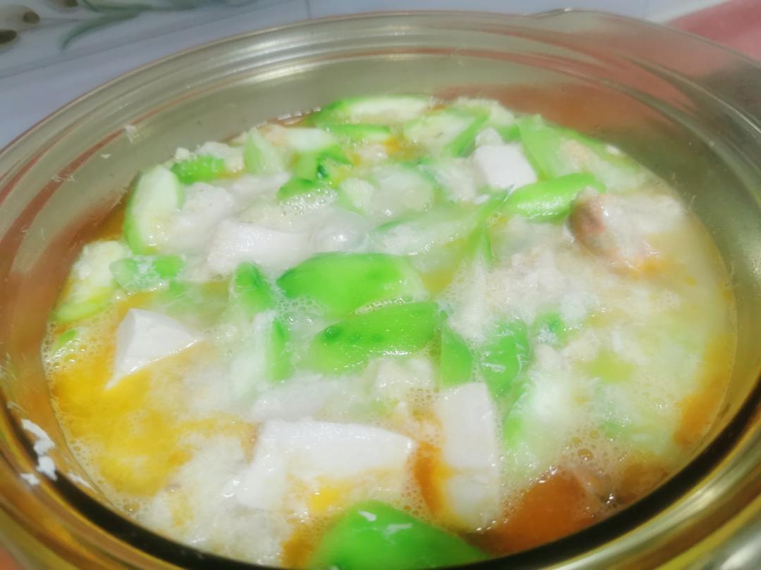 全家爱喝的鱼蓉羹汤