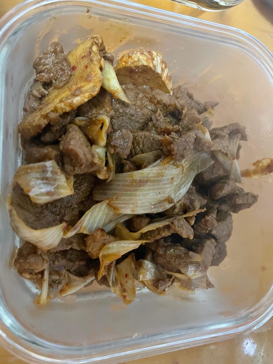 小美爆炒羊肉的做法