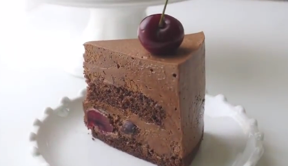 樱桃巧克力蛋糕