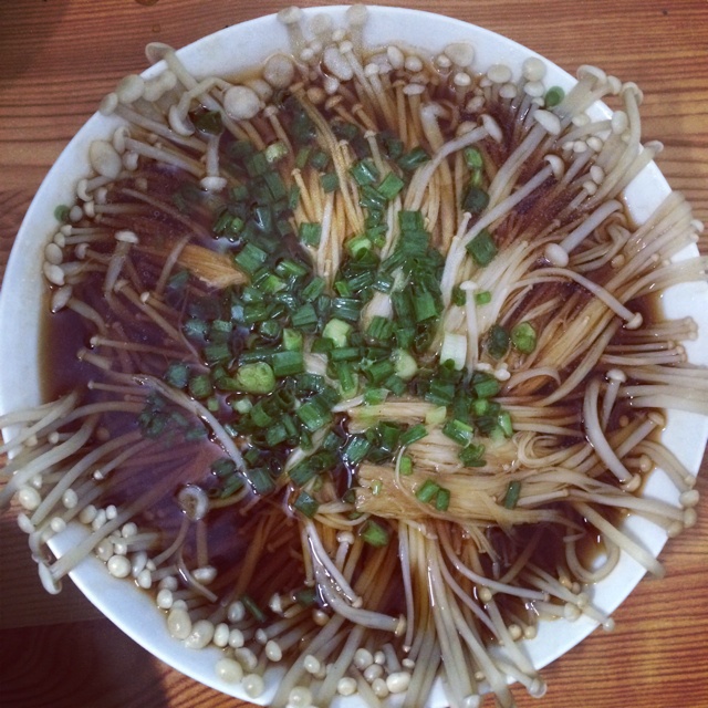 油泼金针菇