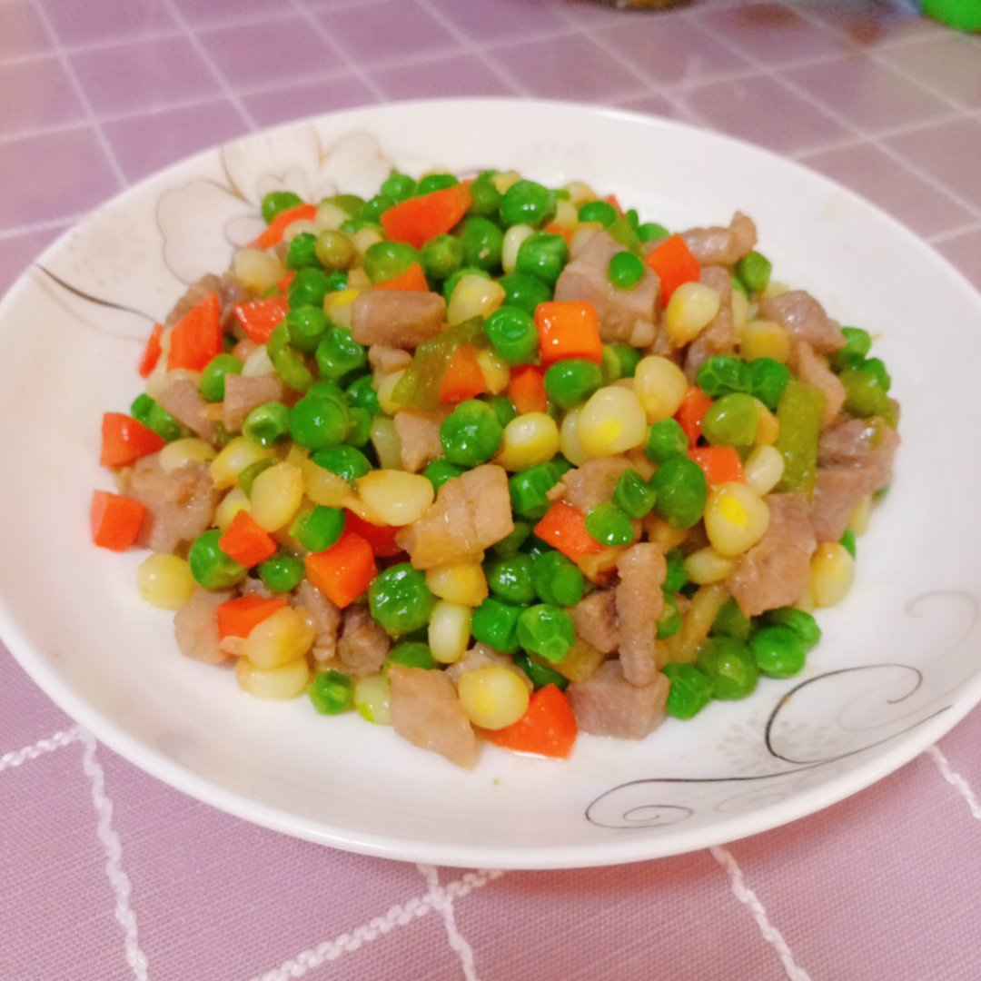 豌豆炒肉丁