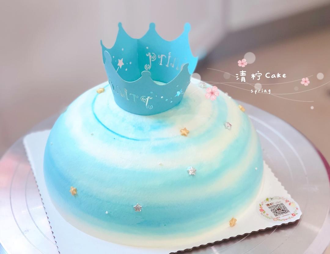 奶油水果装饰蛋糕