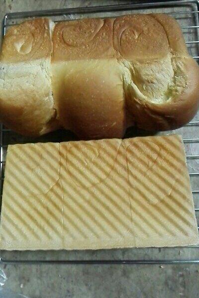 鲜奶吐司