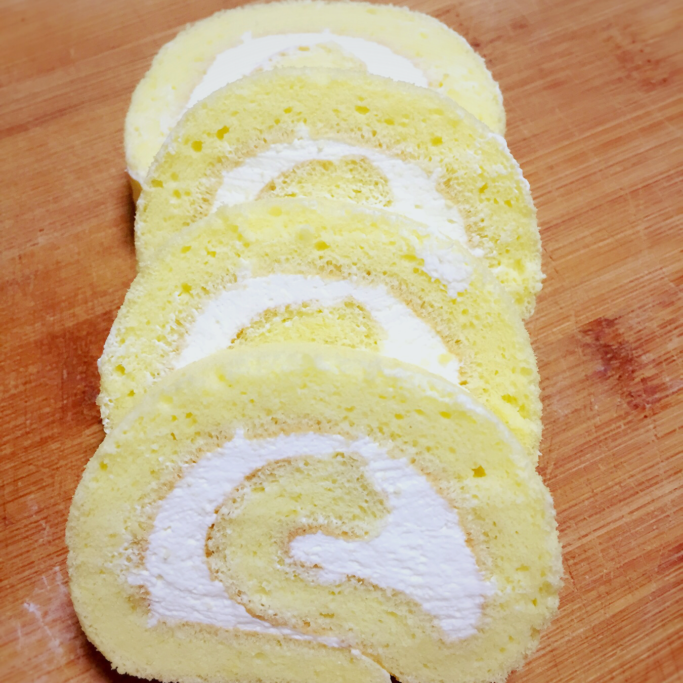 小四卷～风靡美食群的美味蛋糕卷