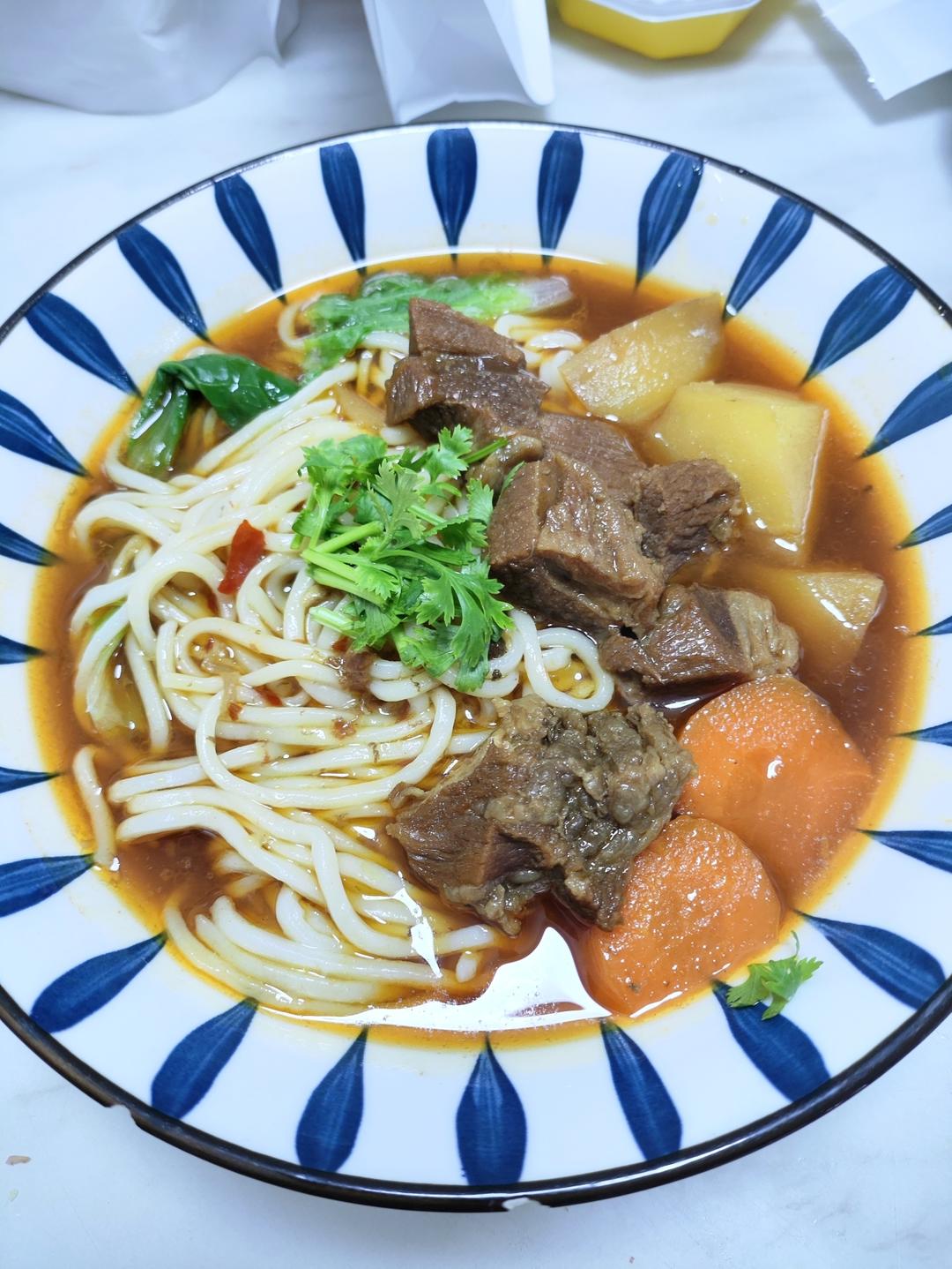 土豆焖牛腩