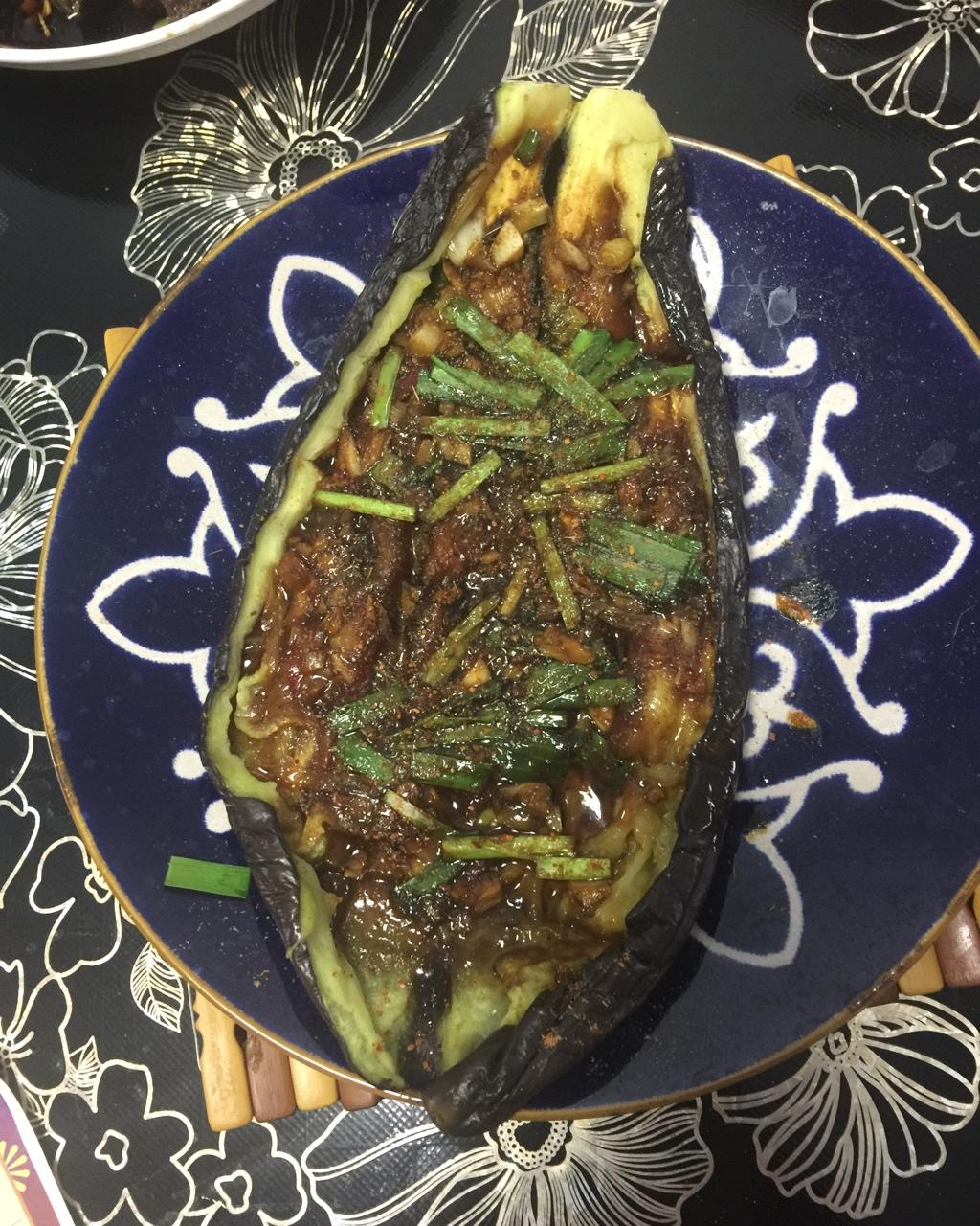 苹果乐园yaya做的微波炉做出街头烧烤风的茄子