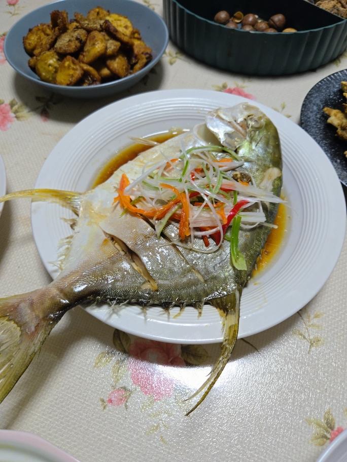 清蒸鲳鱼