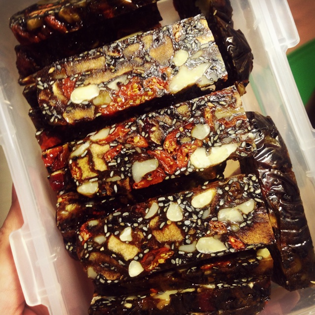 核桃桂圆芝麻红枣阿胶膏