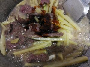 土豆丝炒牛肉的做法 步骤7