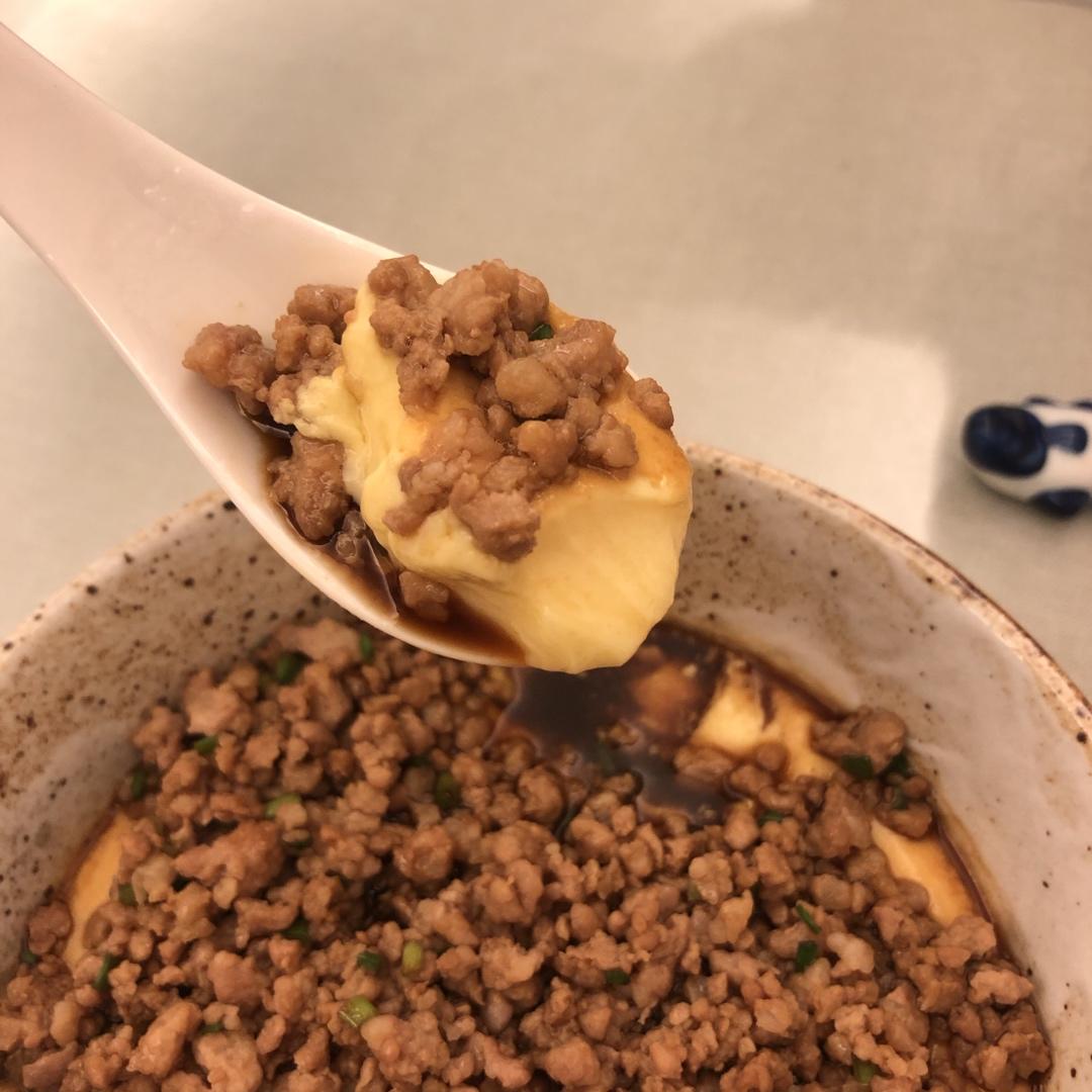 肉末蒸蛋羹：厨房小白都可以蒸出好吃的鸡蛋羹哟