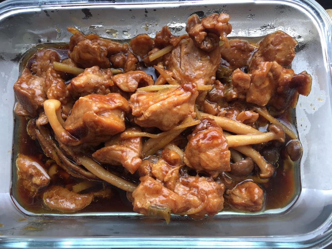 蟹味菇蒸鸡腿肉