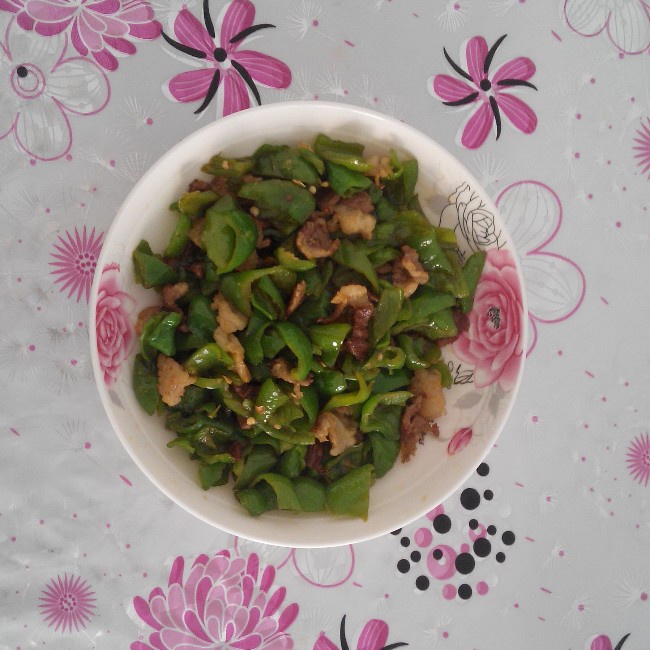 辣子炒肉