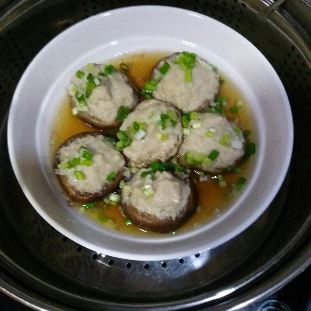 茹影随风做的香菇蒸肉沫