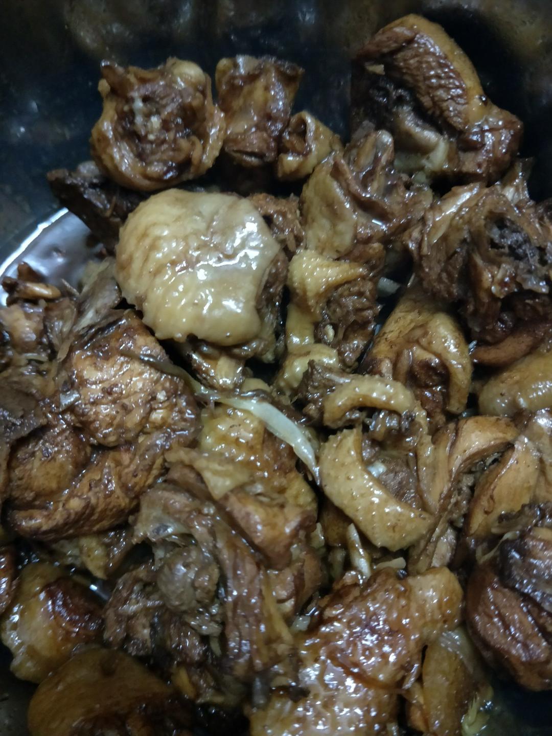 红焖鸡块