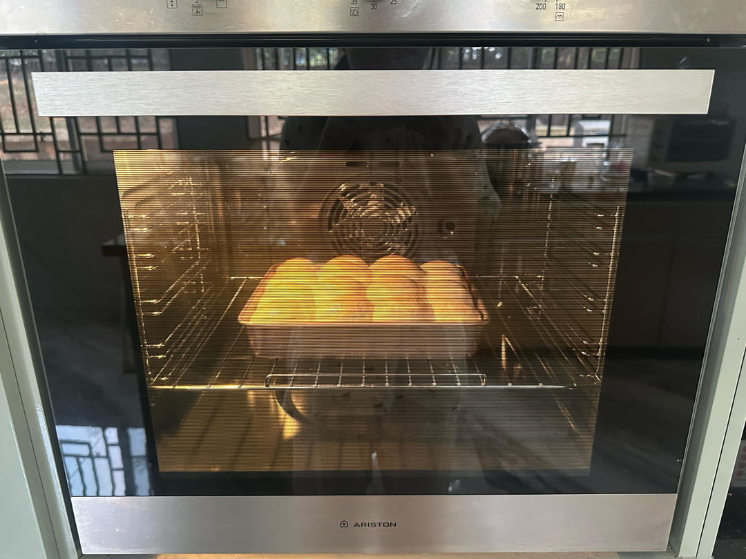 鲜奶油小餐包（一次发酵）