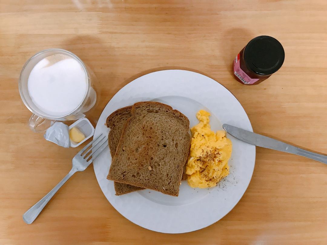 美式炒蛋 scrambled eggs