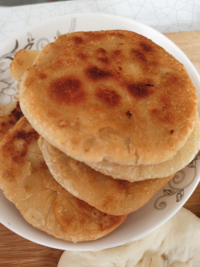 东北薄皮儿酸菜馅饼（含馅料、包馅手法、和面）