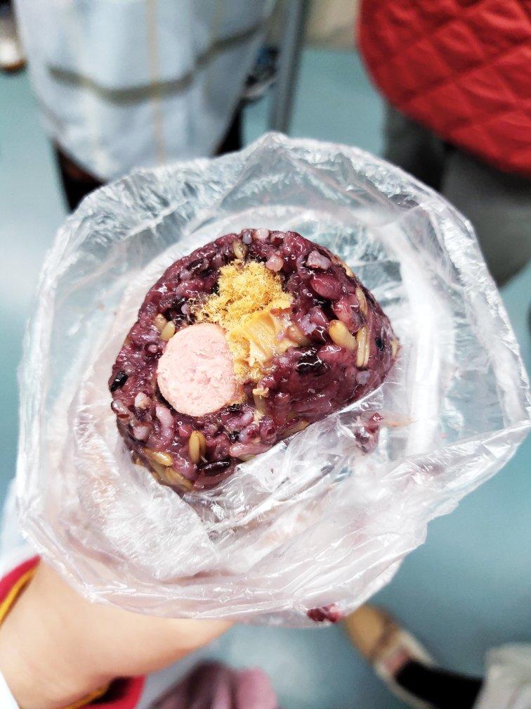 快手早餐…台湾饭团