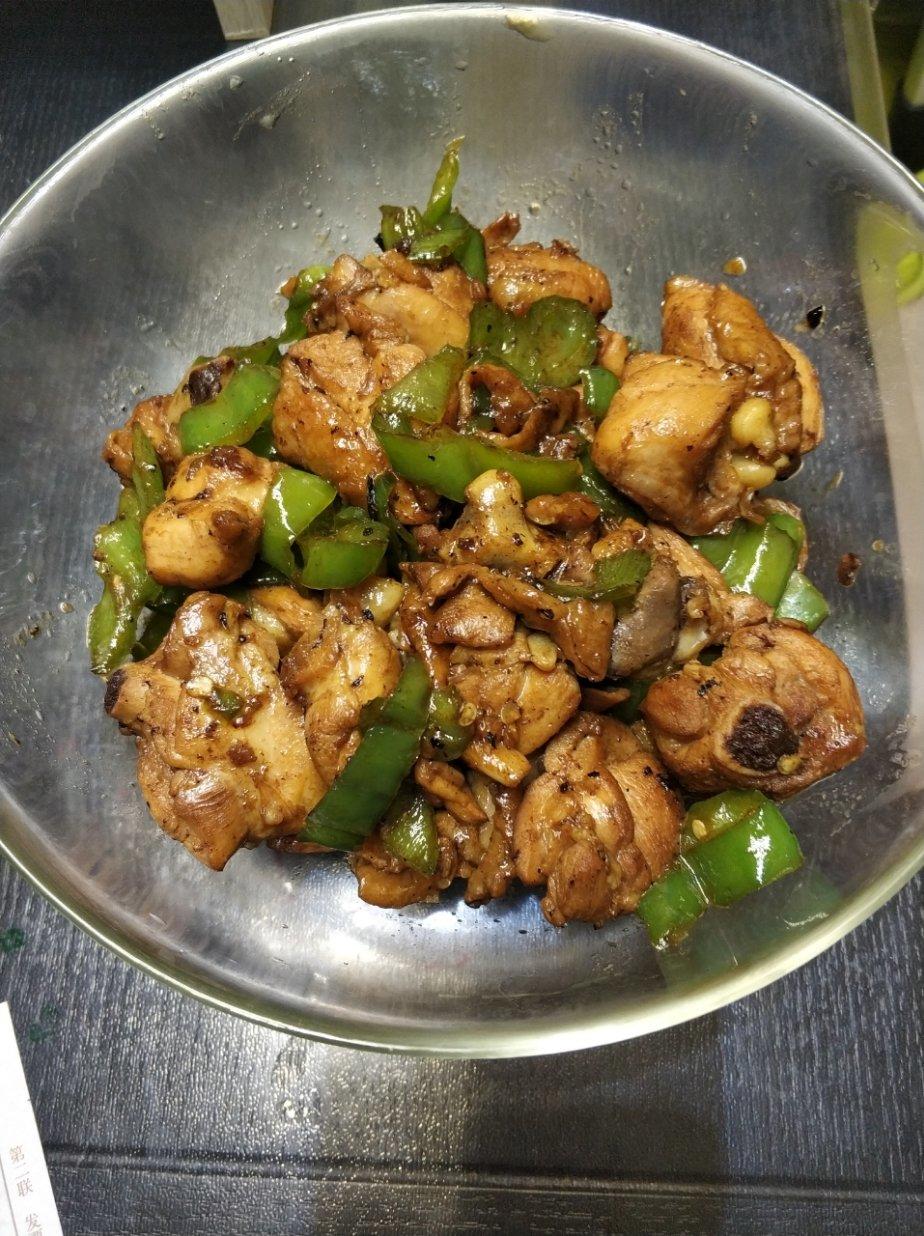 青椒炒鸡腿