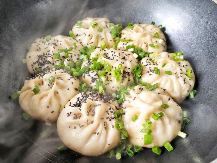 胡萝卜生煎包的做法