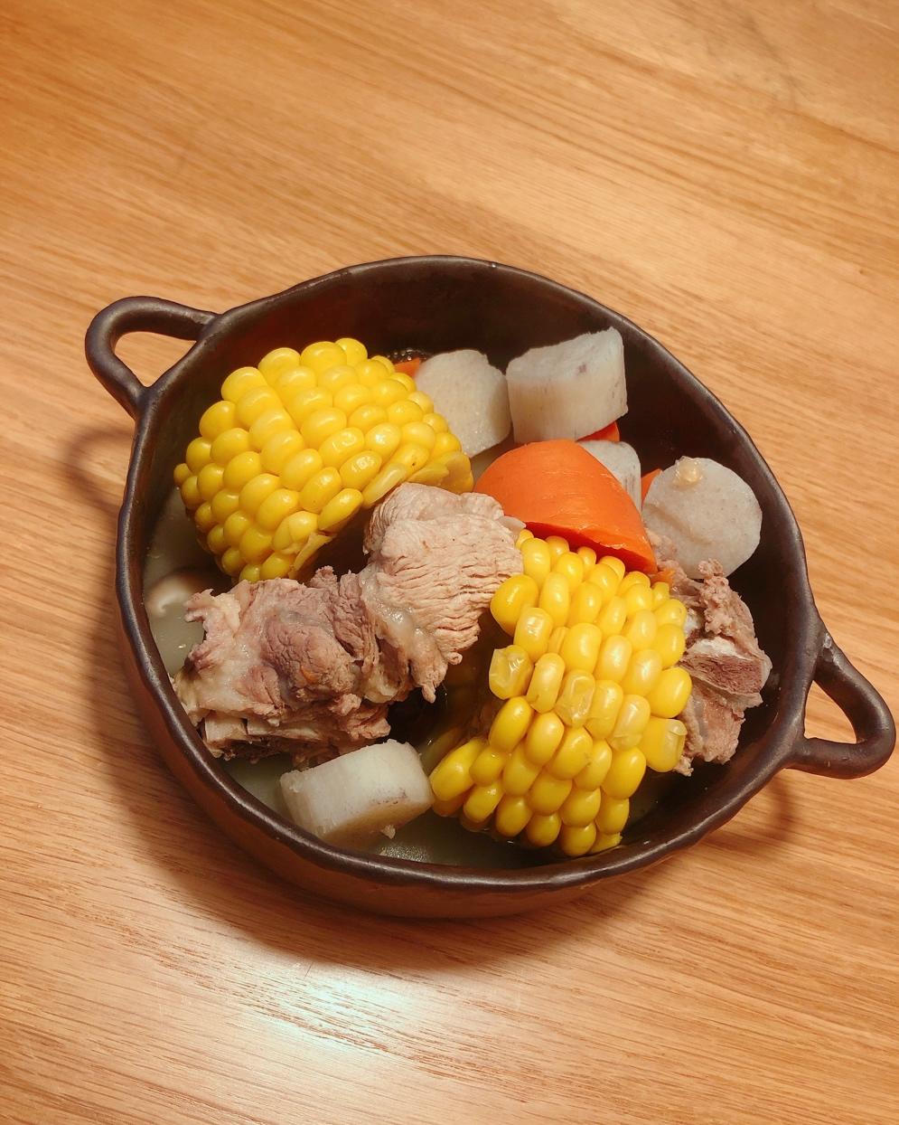 山药玉米排骨汤