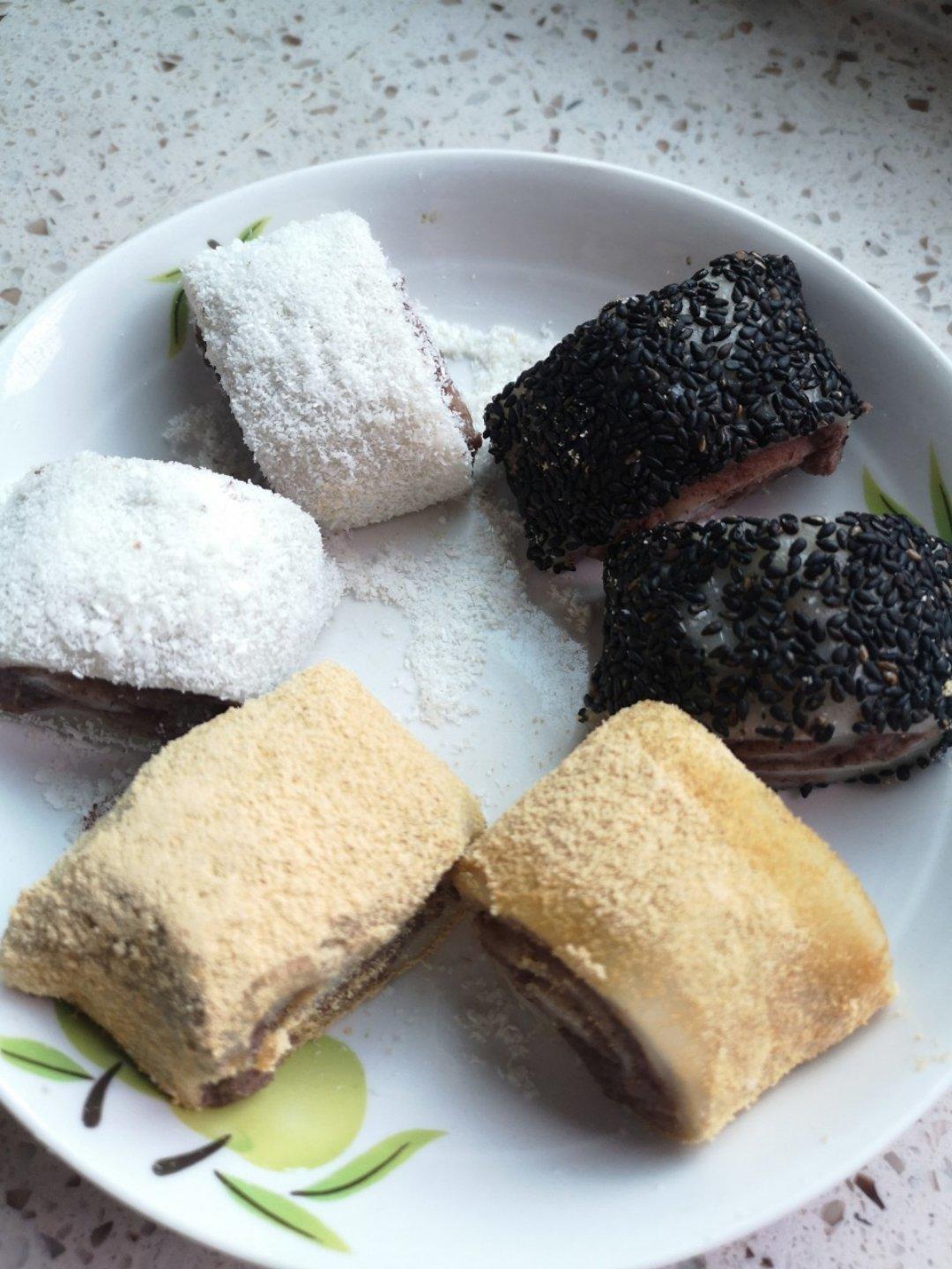 椰蓉豆沙糯米卷