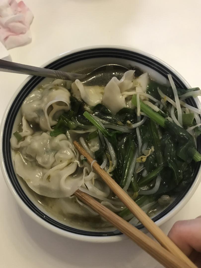 上海荠菜大馄饨