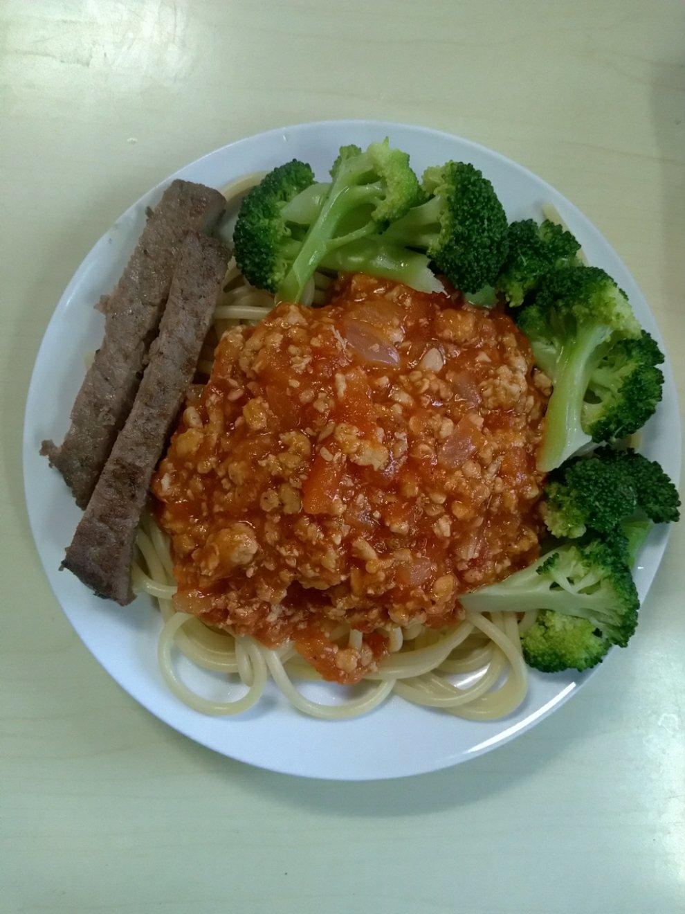 （完胜必胜客的）番茄肉酱意大利面～