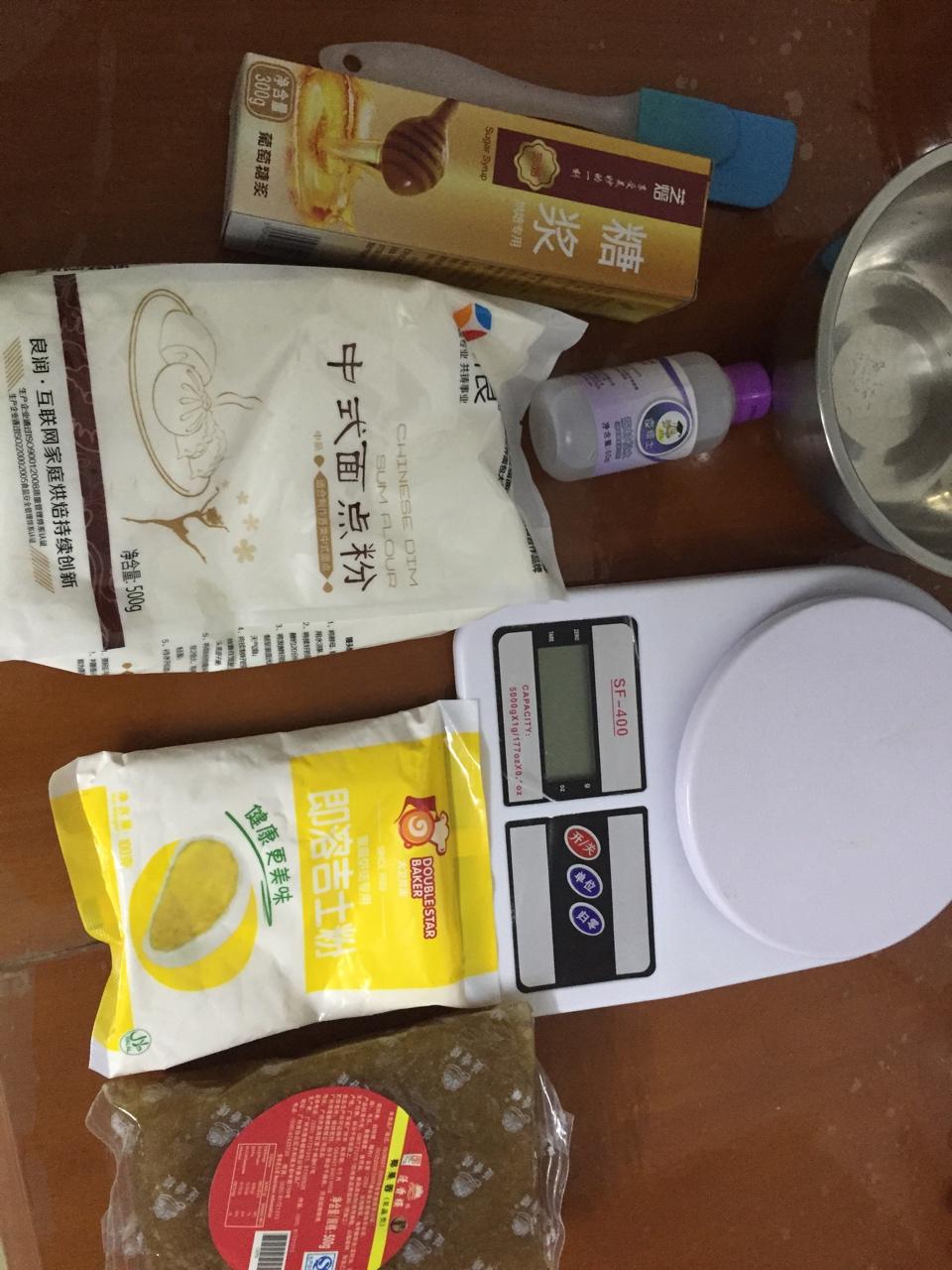 广式月饼—蛋黄莲蓉月饼