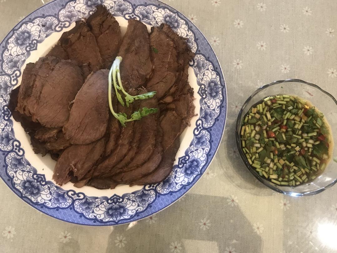 酱牛腱子肉~~（附酱猪腱子肉和卤鸡蛋做法）
