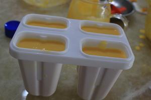 芒果奶油冰棍儿👍的做法 步骤4