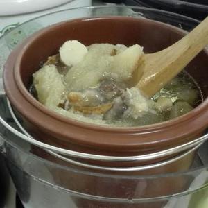 海参瑶柱竹荪山药鸡汤的做法 步骤5