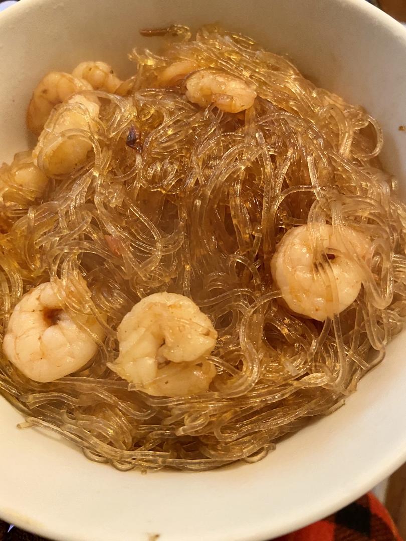 去餐厅必点的粤式虾皇粉丝煲