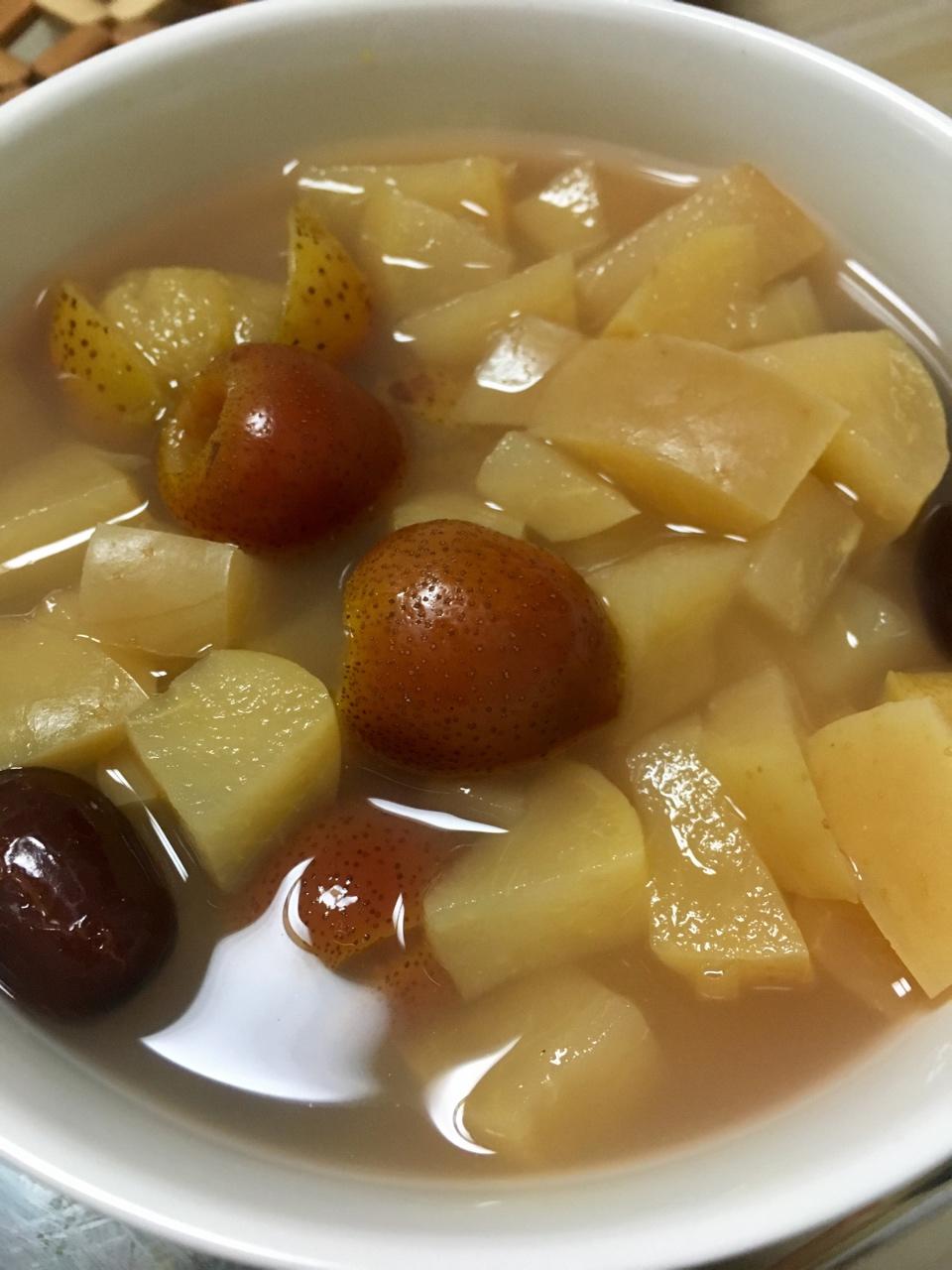 山楂大枣苹果汤