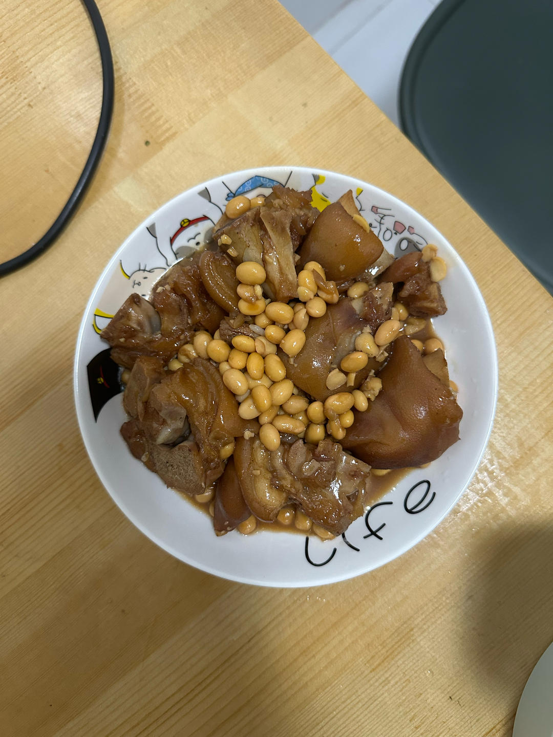 流口水的黄豆炖猪蹄