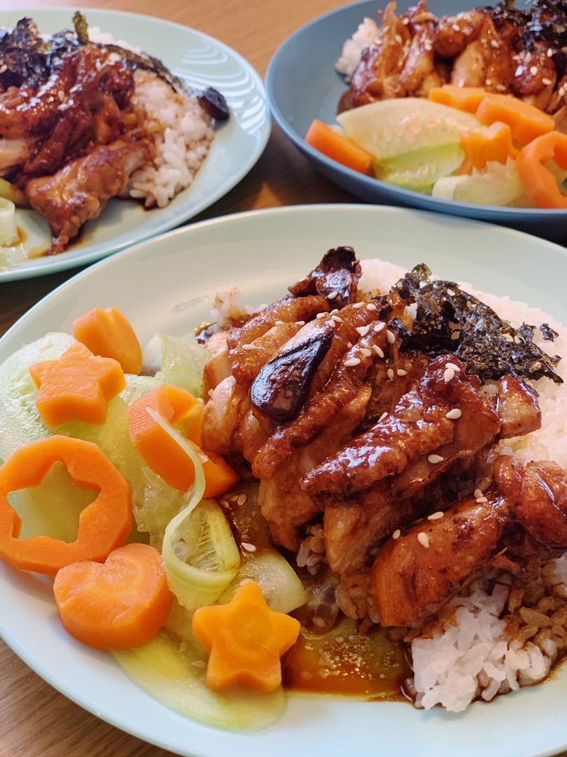 照烧鸡腿饭