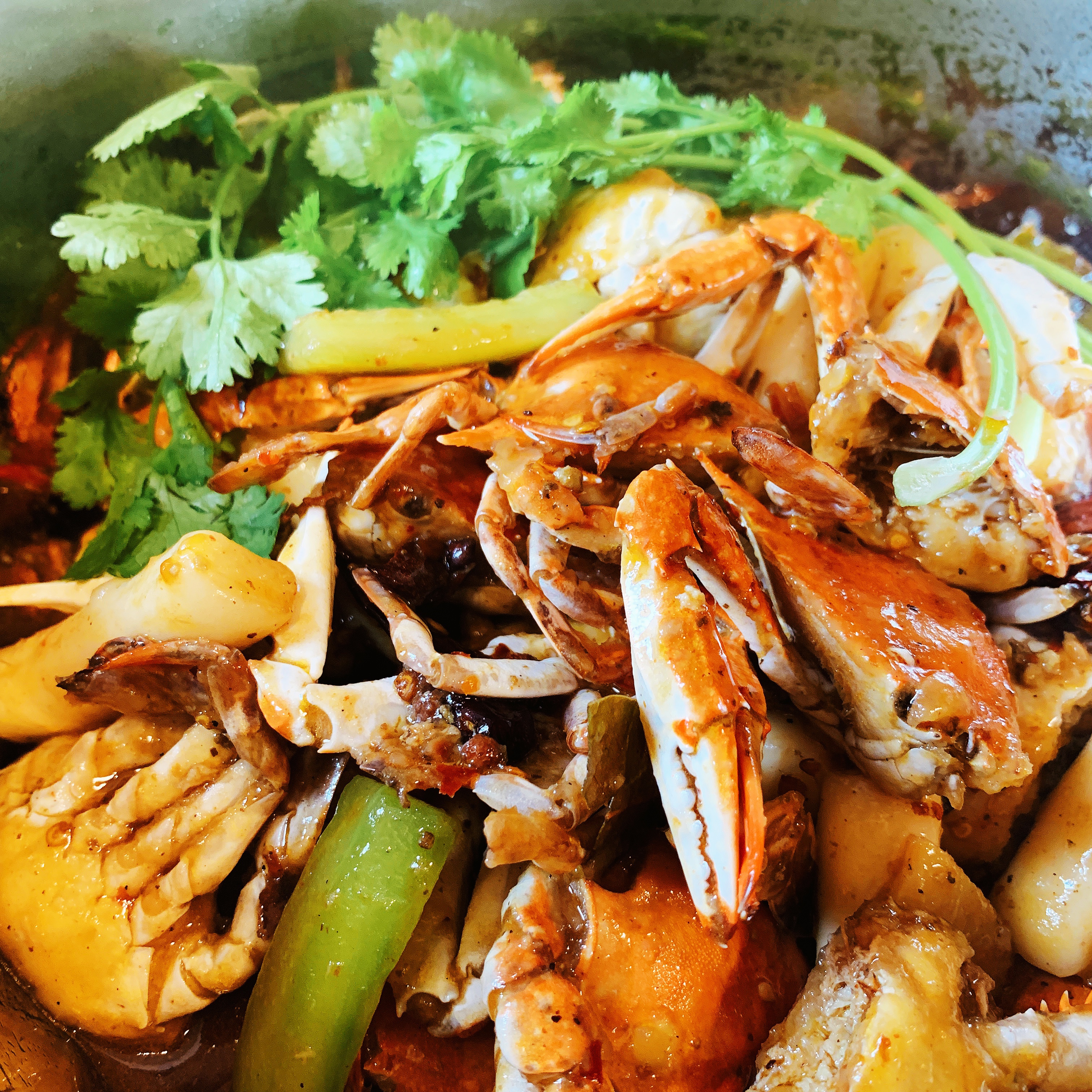 香辣蟹，肉蟹煲，超级简单，美到受不了的做法