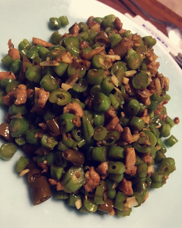 肉沫豆角下饭菜