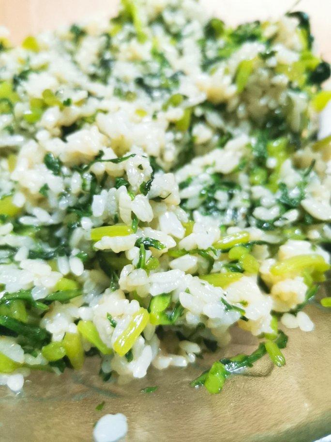 连吃三碗的茼蒿菜饭