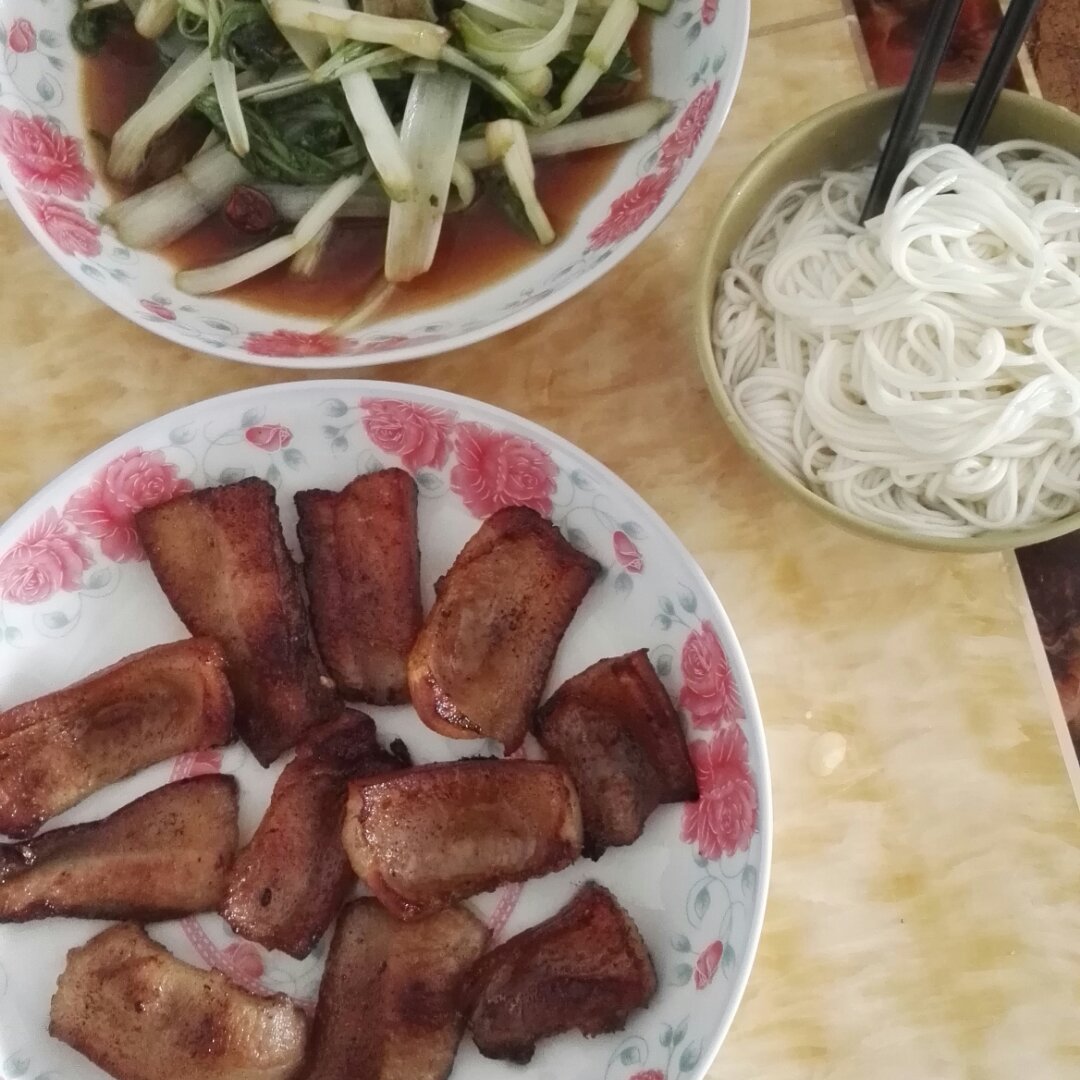 秘制煎烧五花肉