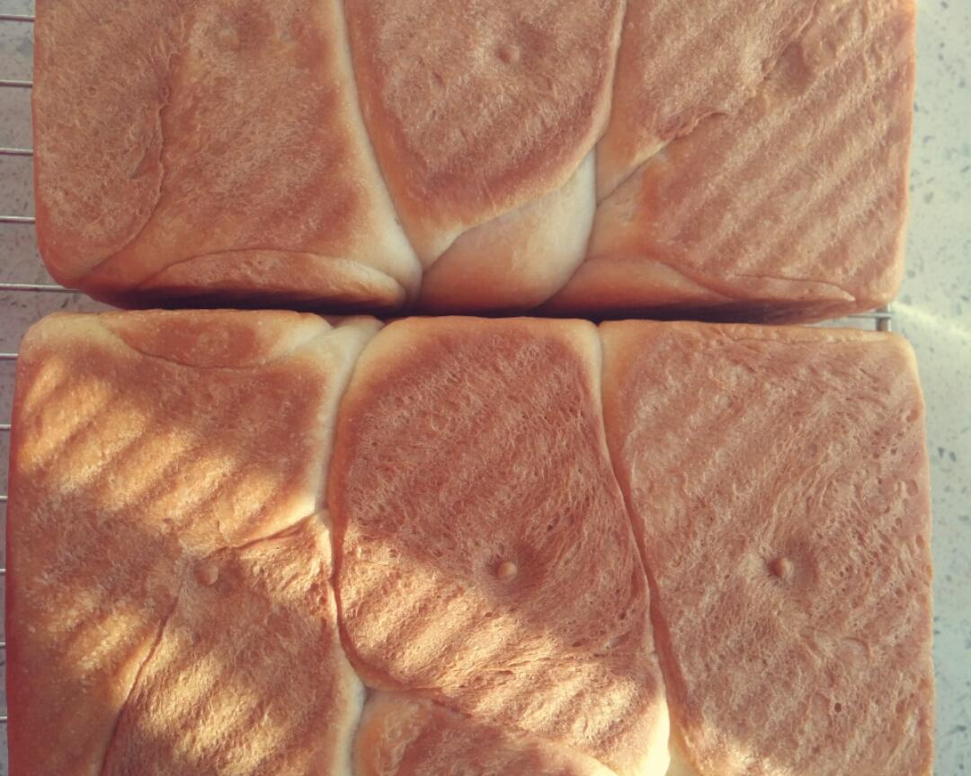 蛋白吐司的做法